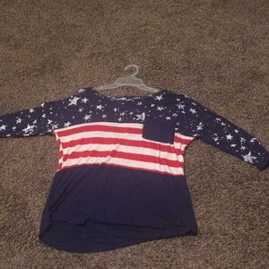 American style shirt. With mid way sleeves.